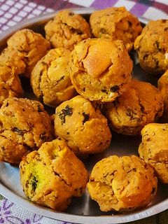 முந்திரி பக்கோடா(cashew pakoda recipe in tamil) செய்முறை முக்கிய புகைப்படம்