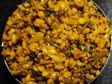 हिरव्या मुगाची डाळ विथ मेथी (Green Moongdal With Methi Recipe In Marathi)
