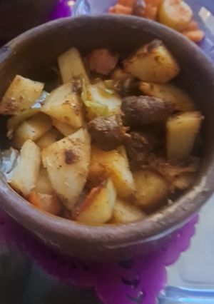صورة لوصفة طاجن سجق بالبطاطس