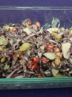 عکسی از دستور سالاد کلم قرمز و انار