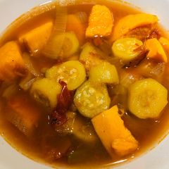A picture of Crockpot 5 -Spice Veggie Soup.