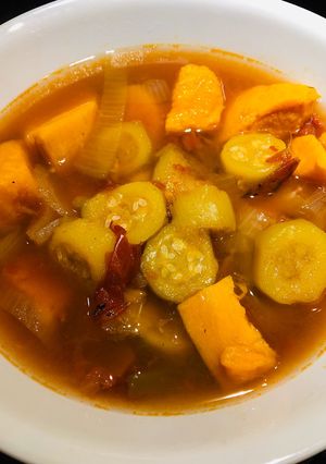 A picture of Crockpot 5 -Spice Veggie Soup.