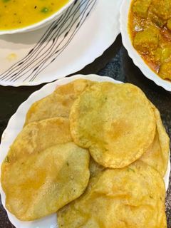 আলু পুরি বা মশলা পুড়ি (Alu puri /Masala puri recipe in Bengali) রেসিপির প্রধান ছবি