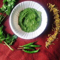 A picture of Secret Green chutney.