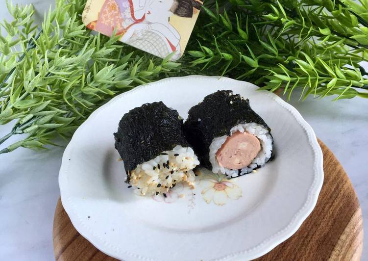 Resep Sushi Roll Simpel yang Bisa Manjain Lidah
