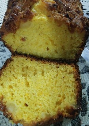 Una foto de Budín de mandarina, y manzana 🍎