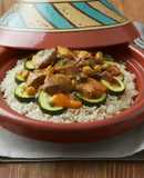 Tajine de cerdo con arroz y calabacín