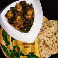 A picture of Chicken Boneless And Bhindi (Lady Finger).