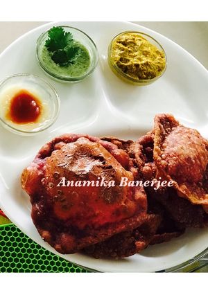A picture of Beetroot Puri.