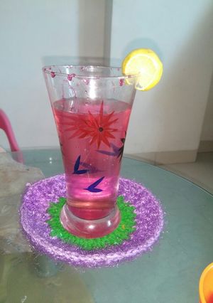 A picture of Lemon juice.