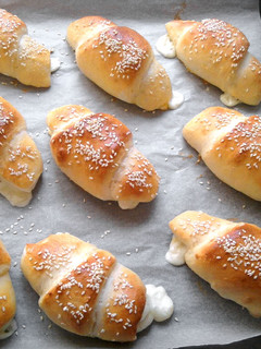 Sajtos hot-dog recept fotója
