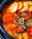 CANH ĐẬU HỦ NON ITAEWON - HÀN QUỐC - SUNDUBU JJIGAE-순두부찌개