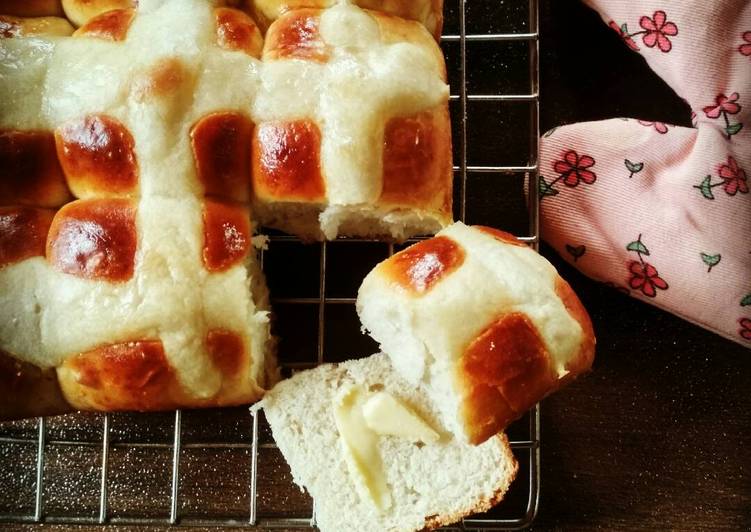 Recipe of Homemade Easter Hot Cross Buns