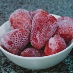 A picture of Frozen strawberry.