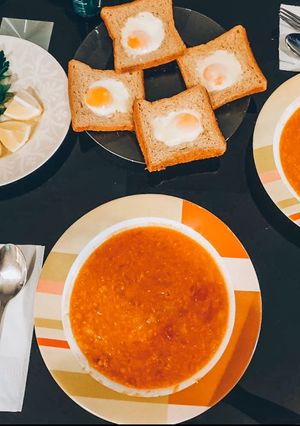 รูปของ Lentil Soup & Eggs Toast