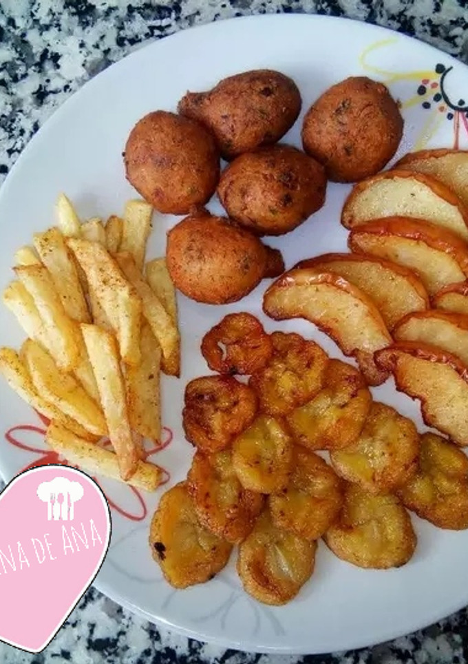 Una foto de Combinado de fritos: manzana🍎 y plátano🍌 fritos🍳