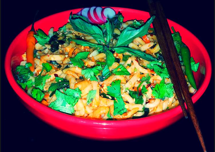 Recipe of Favorite Mike&#39;s Spicy Thai Udon Noodles