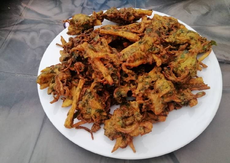 Recipe of Homemade Palak and Finger Chips Pakora
