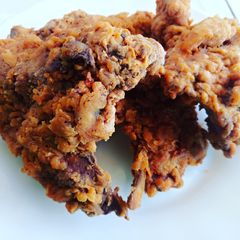 A picture of Crunchy Fried Chicken.