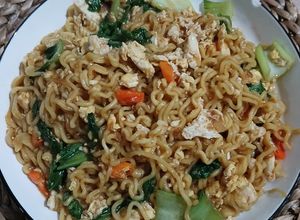 Foto resep Mie Nyemek Indomie Goreng