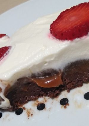 Una foto de Postre choco, dulce y crema