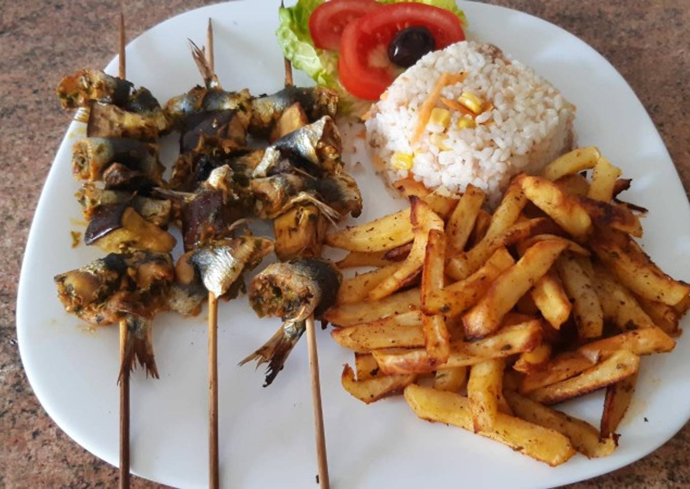 Brochetas de sardinas fáciles y jugosas