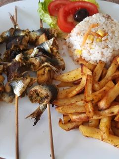 Una foto de Brochetas de sardinas fáciles y jugosas