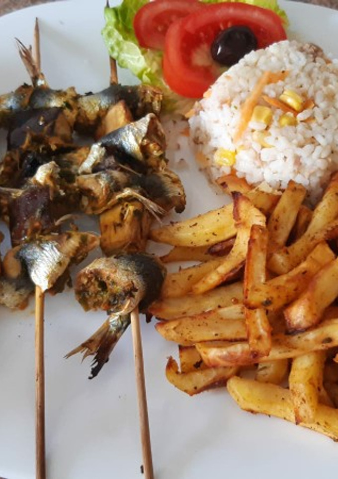 Una foto de Brochetas de sardinas fáciles y jugosas