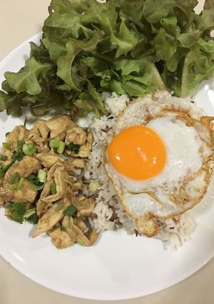รูปของ “อกไก่ซีอิ๊วกระเทียม”