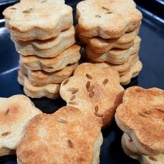 A picture of Salted Cumin Cookies.