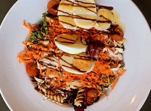 Foto de Salada Fria de Massa Parafuso com Frango
