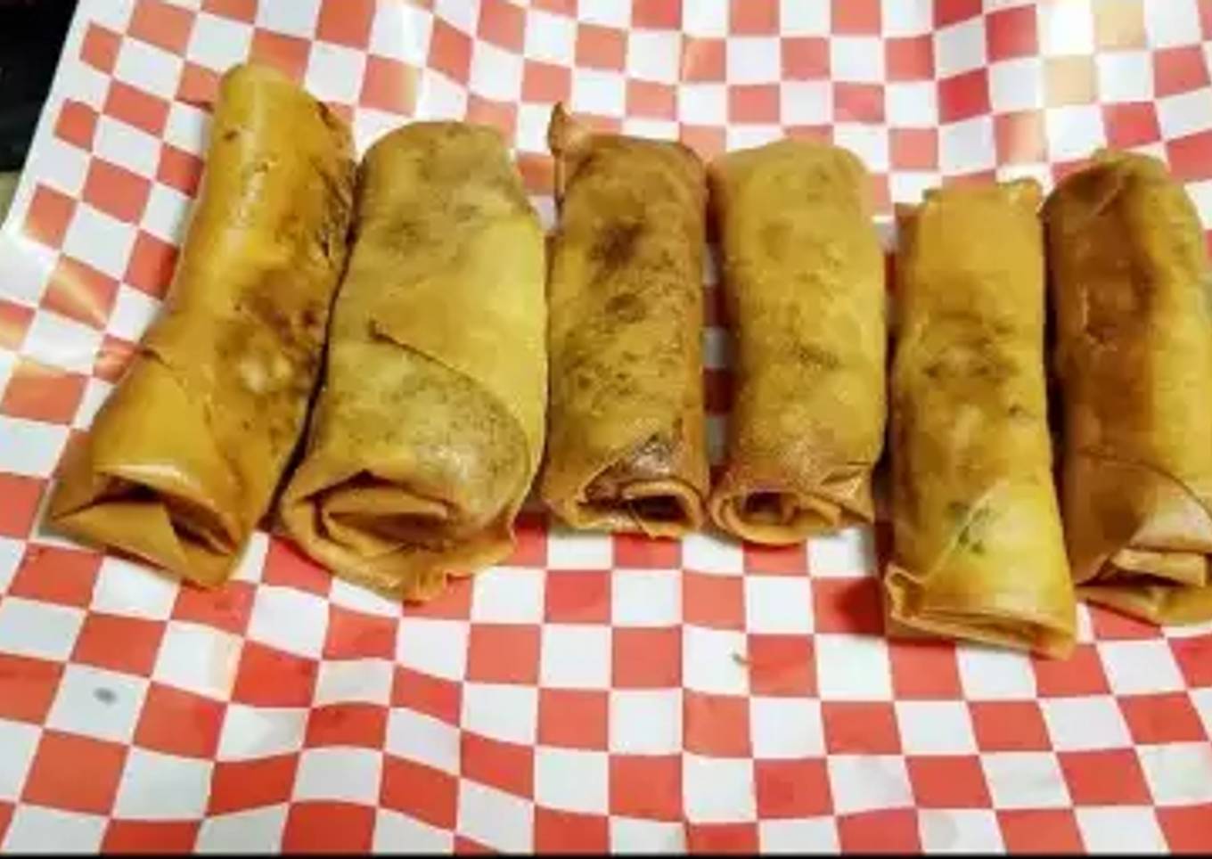 Spicy chicken spring roll
