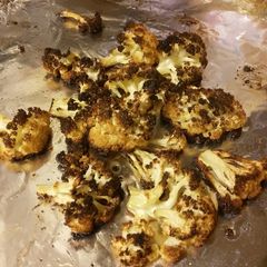 A picture of Crispy Charred Cauliflower.