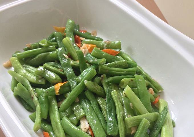 Standar Cara praktis buat Tumis Buncis Bawang Putih yang gurih