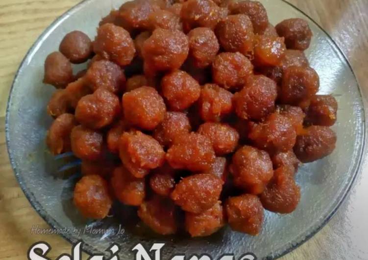 Cara mudah Menyiapkan Selai Nanas Magic Com yang Enak