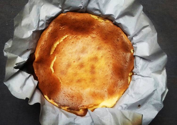 Resep Basque Burnt Cheesecake yang Bikin Ngiler