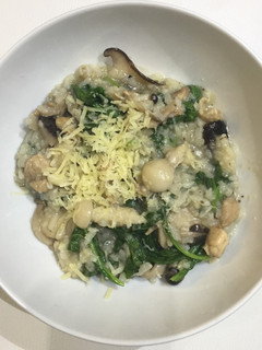 Foto resep Chicken mushroom risotto with spinach