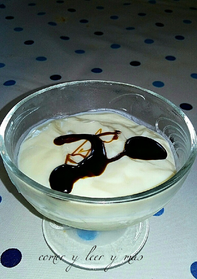 Una foto de Mousse de limón