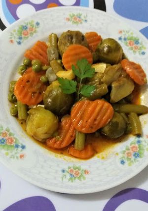 Una foto de Menestra de verduras variadas