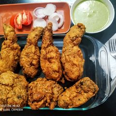 A picture of Kfc style crispy fried chicken.