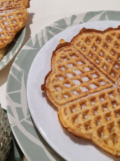 Gofri zabpehelyből (glutén-, tej-, cukor-,sütőpor- és élesztőmentes) recept fotója