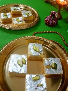 वाटरमेलन सीड मैसूर पाक (Watermelon seed mysore pak recipe in hindi) रेसिपी मुख्य फोटो