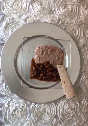 Una foto de Bistec en salsa negra