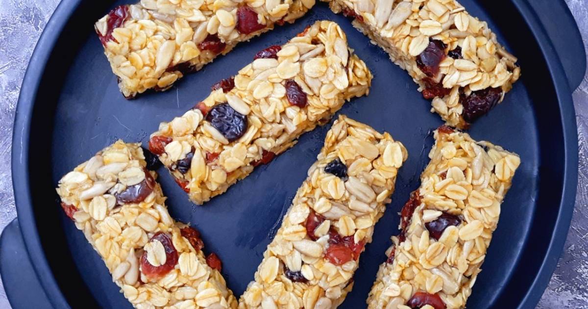 NutFree Muesli Bars Recipe by Madhu Bindra Cookpad