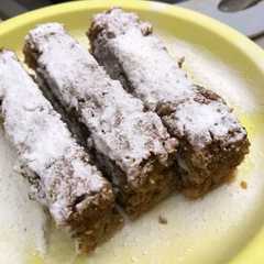 รูปของ Bolu Keju Pisang Ambon