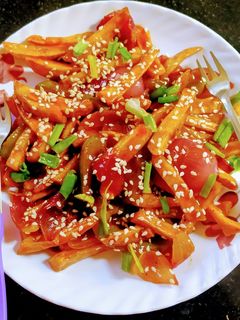 हनी चिली पोटैटो (Honey chilli potato recipe in Hindi) रेसिपी मुख्य फोटो