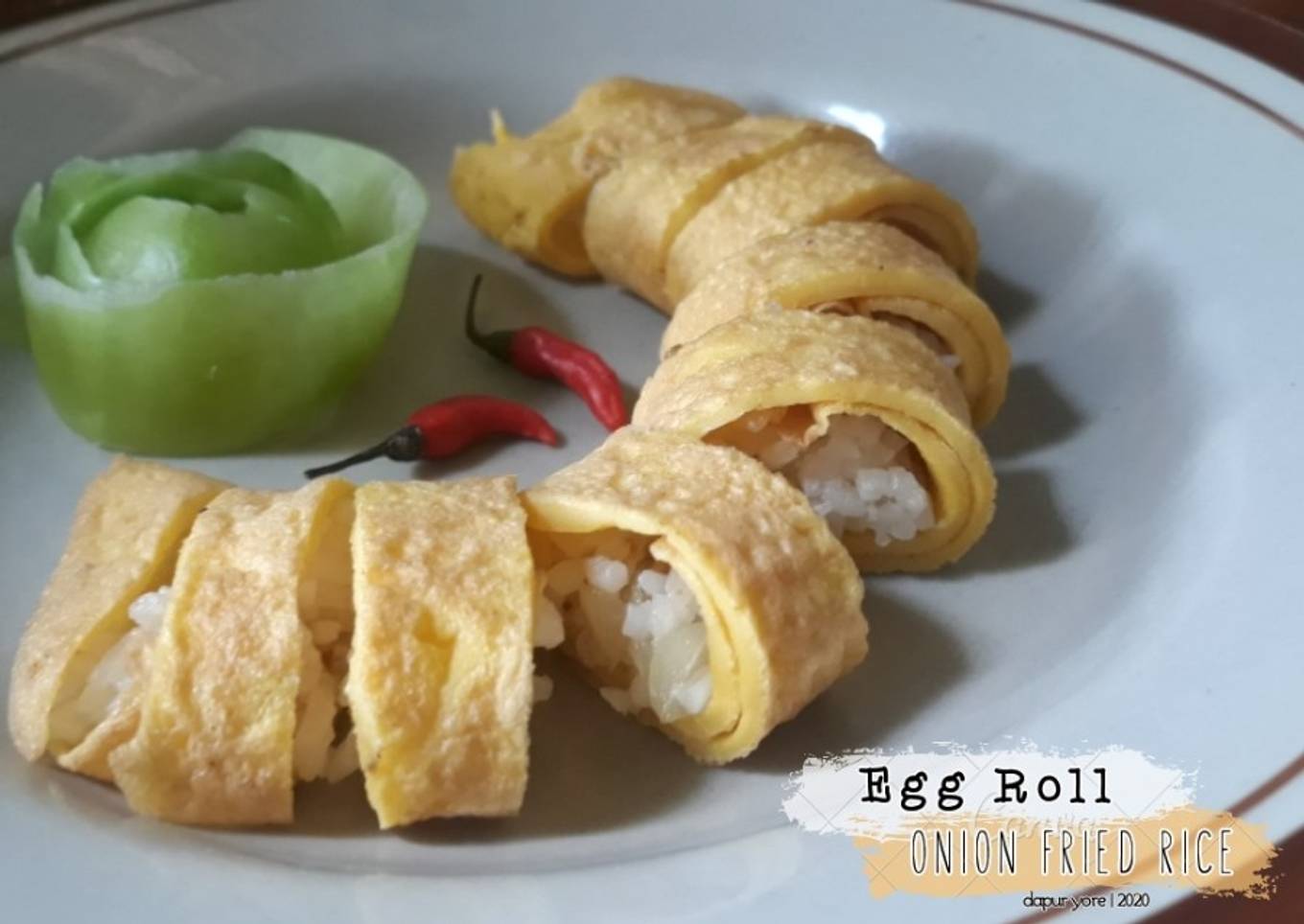 #62 Egg Roll Onion Fried Rice (Nasi Goreng Bombai)