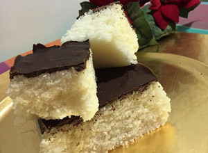 Una foto de Turrón de coco más fácil del mundo