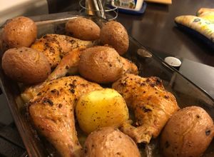 Una foto de Tutos de pollo al horno