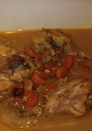 Una foto de Pollo en salsa